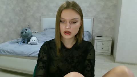 OneGoddess online show from January 13, 2025, 3:36 pm