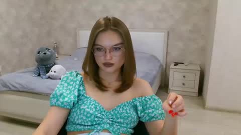OneGoddess online show from January 17, 2025, 9:28 pm