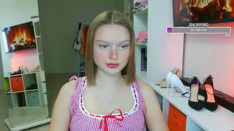 OneGoddess online show from November 2, 2025, 9:33 am