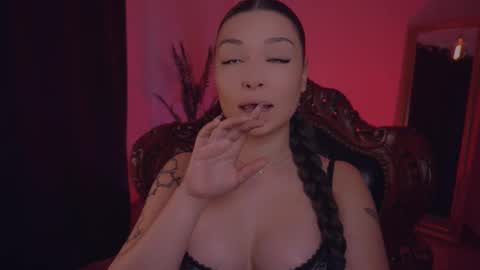 LUXXANDRA online show from March 12, 2025, 6:29 am