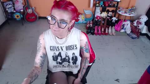 Miss Mia online show from January 30, 2025, 4:02 pm