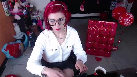 Miss Mia online show from February 19, 2025, 4:33 pm