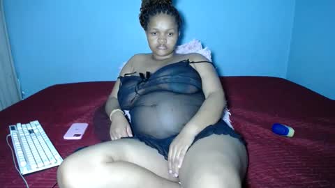 mimmi online show from November 16, 2025, 7:08 pm