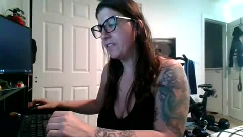 MissMona online show from May 13, 2026, 10:34 am