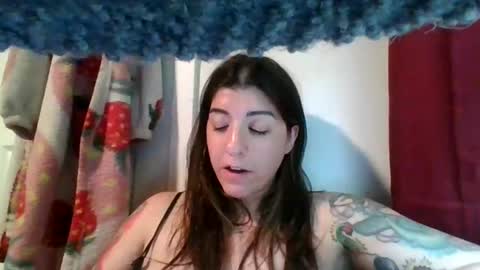 MissMona online show from May 13, 2026, 10:38 pm