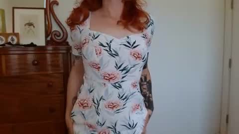 Snapshot of missmoonmagic13 chatting on July 25, 2026, 7:44 pm Maxxx online show from July 25, 2026, 7:44 pm
