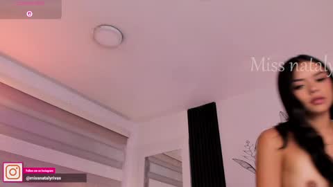 Nataly Rivas online show from May 27, 2026, 1:57 am