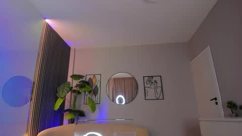 Snapshot of missobsidian chatting on February 26, 2026, 9:36 pm Miss Obsidian online show from February 26, 2026, 9:36 pm