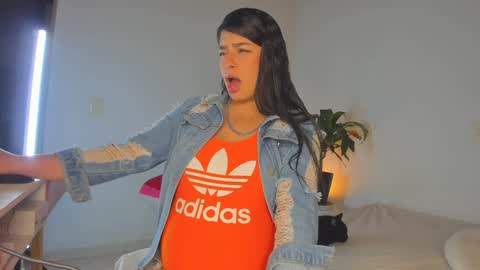 Snapshot of misspaulag chatting on February 5, 2025, 11:50 pm misspaulag online show from February 5, 2025, 11:50 pm