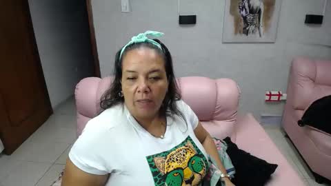 Penelope online show from November 10, 2025, 12:04 pm