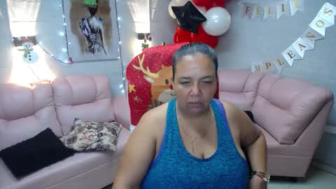 Penelope online show from December 5, 2025, 12:14 pm