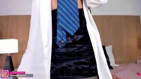 Emma Prada online show from October 17, 2025, 11:46 am