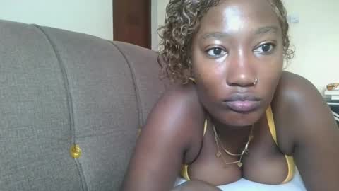 pretty gal online show from June 15, 2026, 9:22 am