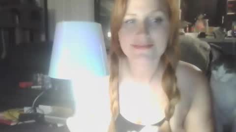 Missreddd88 online show from April 13, 2026, 2:50 am