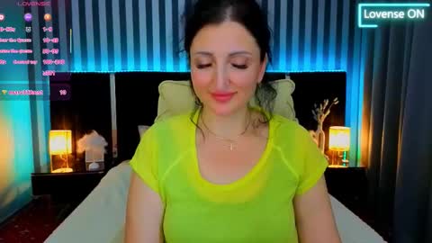 Snapshot of missrossi chatting on November 22, 2025, 8:19 pm missrossi online show from November 22, 2025, 8:19 pm