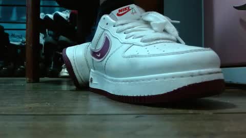 TELL ME MISS online show from February 25, 2026, 1:43 pm