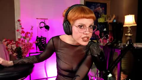Tacodeluxe online show from May 18, 2026, 12:29 am
