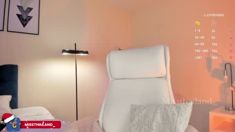 Fernanda Davila online show from December 16, 2024, 11:07 pm