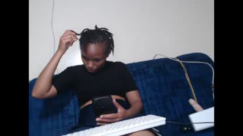 Snapshot of missthighsohmy chatting on December 6, 2024, 2:28 pm missthighsohmy online show from December 6, 2024, 2:28 pm