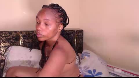 Snapshot of missthighsohmy chatting on November 17, 2025, 7:14 am missthighsohmy online show from November 17, 2025, 7:14 am