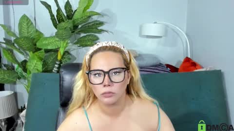 Amanda . online show from February 27, 2025, 5:13 am