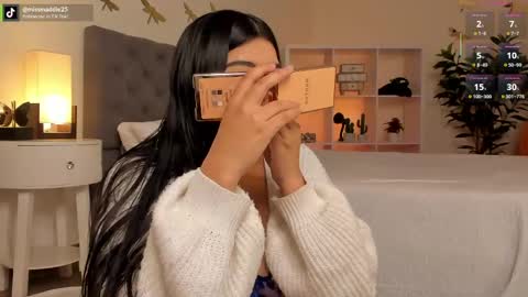 Mafe Jimenez online show from April 16, 2026, 2:40 pm