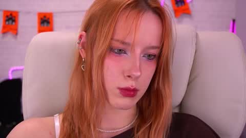 Snapshot of missvelora chatting on October 29, 2025, 8:54 pm MissVelora online show from October 29, 2025, 8:54 pm