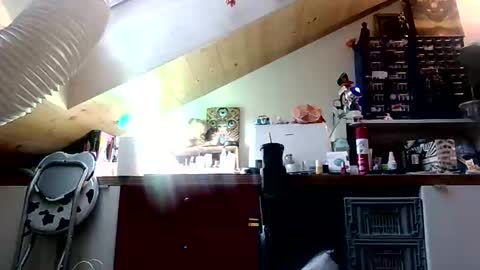 Miss Versatile online show from April 28, 2026, 5:23 am