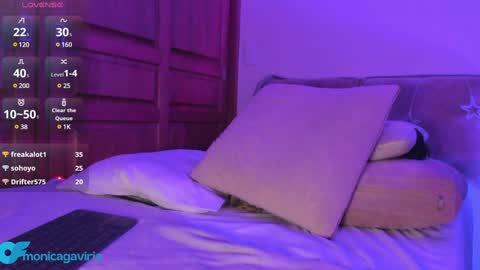 Violetta online show from January 14, 2025, 7:53 pm