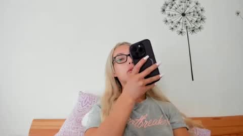 Snapshot of missy_matrix chatting on July 20, 2026, 10:39 am Missy matrix online show from July 20, 2026, 10:39 am