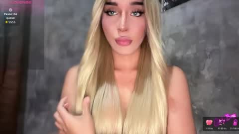 missy_montreal online show from August 5, 2026, 6:49 am