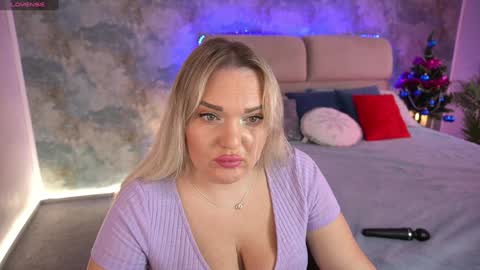  Amely  online show from January 9, 2025, 7:52 am