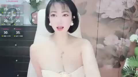 Snapshot of mist_lili chatting on June 16, 2026, 1:30 am Mist Lili online show from June 16, 2026, 1:30 am