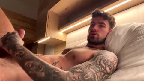 Mr Amor online show from February 28, 2026, 9:32 am