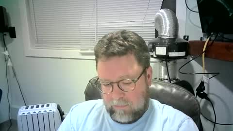 Mr. Happy online show from January 26, 2025, 7:10 am