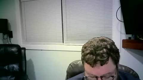 Mr. Happy online show from February 16, 2025, 6:43 am