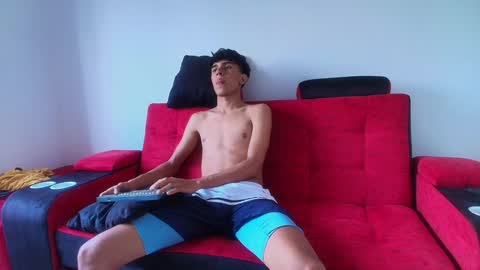 Snapshot of mister_jhonxxx chatting on December 17, 2024, 9:05 pm mister_jhonxxx online show from December 17, 2024, 9:05 pm