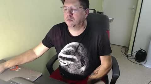 mistercoeur online show from November 1, 2025, 8:49 am