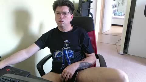 mistercoeur online show from April 7, 2026, 2:28 pm