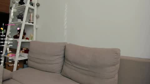 Hi everyone Im Tina online show from September 26, 2025, 5:55 am