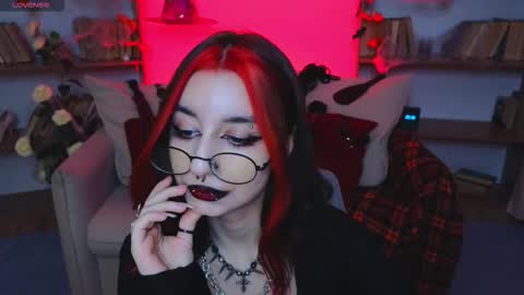 Marcelline online show from October 26, 2025, 11:05 am