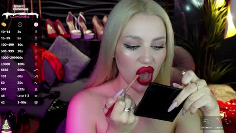 Snapshot of mistress_darsy chatting on December 23, 2024, 5:22 pm Darsy online show from December 23, 2024, 5:22 pm