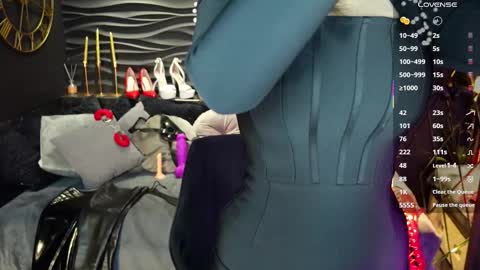 Snapshot of mistress_darsy chatting on October 24, 2025, 5:59 am Darsy online show from October 24, 2025, 5:59 am