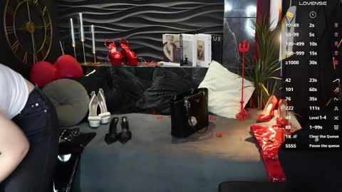 Snapshot of mistress_darsy chatting on February 19, 2026, 1:51 pm Darsy online show from February 19, 2026, 1:51 pm