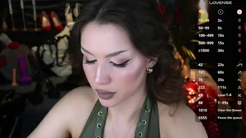 Snapshot of mistress_darsy chatting on June 3, 2026, 2:33 pm Darsy online show from June 3, 2026, 2:33 pm