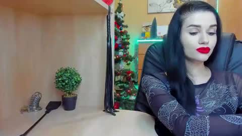 Mistress Kristi online show from December 10, 2024, 7:43 pm