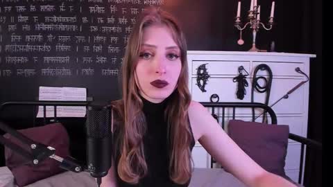 Mistress Marlene online show from December 22, 2025, 6:43 am