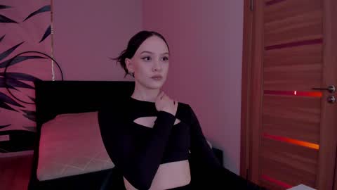 Mistress Mia online show from December 16, 2024, 8:20 am