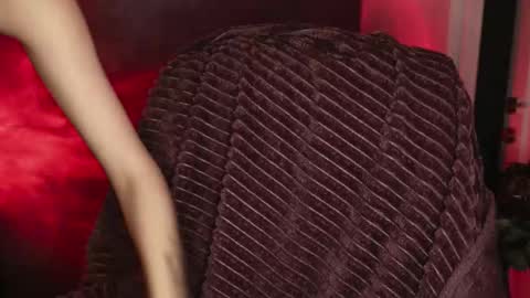 Miss Rochelle online show from November 11, 2025, 2:44 am