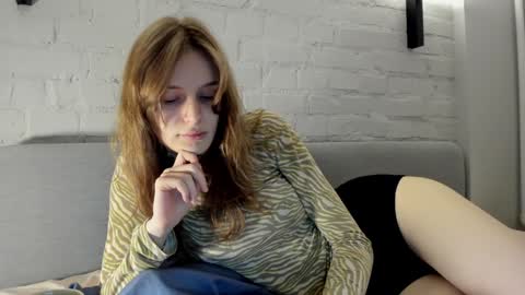 mistresselizy online show from December 6, 2024, 5:33 pm